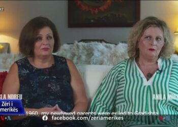 Dokumentari/ “Fluturat”, historia e 21 grave shqiptare që jetuan në internim nën regjimin komunist