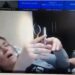 VIDEO/ Duke pirë duhan e gjysmë e zhveshur në seancën gjyqësore në Zoom, pezullohet gjyqtarja