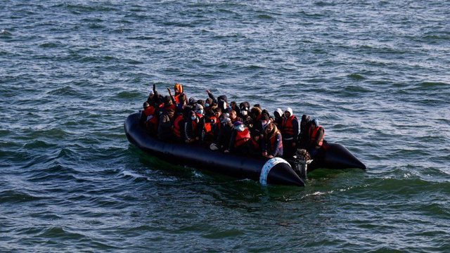 Dalin shifrat: Sa shqiptarë kërkuan azil në Angli në vitin 2022?