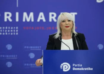 VIDEO/ ‘Do vihet tritoli’, habit kandidatja e Primareve të PD, Adriana Kalaja: Tirana fitohet vetëm me tritol