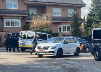 Sulm me bombë në ambasadën e Ukrainës në Madrid, ishte e paketuar në zarf. Plagoset…!