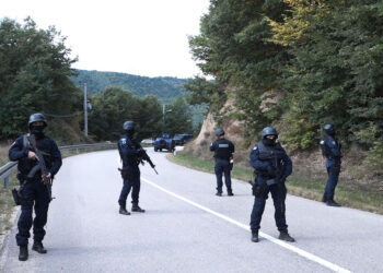 Gazetari zbulon planin e ndërkombëtarëve për zgjidhjen e situatës në veri të Kosovës