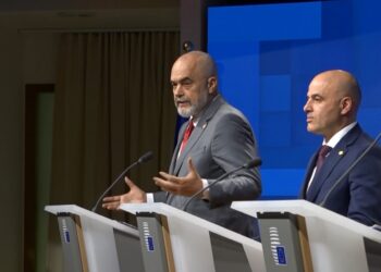 Të hënën mbledhje e përbashkët qeverish Shqipëri-RMV, Kovaçevski: Qytetarët mund të presin që…