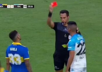 Arbitri argjentinas bën “nxemjen” para Botërorit, 10 kartonë të kuq në një ndeshje
