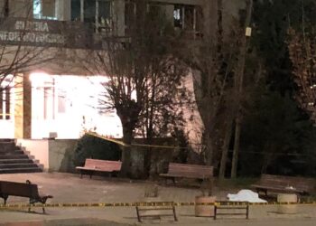 Ngjarja e rëndë: Burri vret gruan shtazënë në spitalin gjinekologjik, krimi makabër në sy të personelit