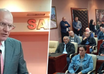 Xhaferaj sfidon Berishën, mbledh demokratët e Durrësit: “Rithemelimi”, me metoda të vjetra. Jo garave farsë, do jemi më 12 nëntor në…!