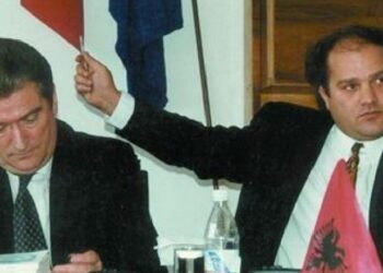 “Gjëja e parë që bëri Berisha pasi u vra Azem Hajdari”/ Qafoku: Ai tha Fatos Nano…