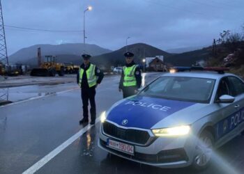 Veriu i Kosovës ende i bllokuar/ Mbyllen shkollat, çfarë ndodhi pas të shtënave dhe shpërthimit në Rudar