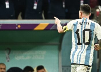 Argjentina me një dorë te kupa! Shënon Lionel Messi dhe lë gjurmë në finale