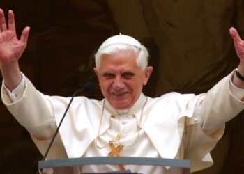 95 vjeç/ Papa Benedikti XVI në gjendje të rëndë shëndetësore