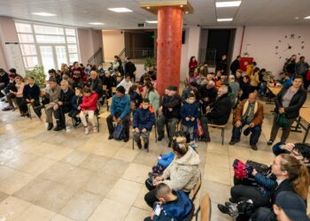 Muxhahedinët dhe shoqata amerikane e bamirësisë EMDAD, ofrojnë shërbime humanitare për popullin shqiptar