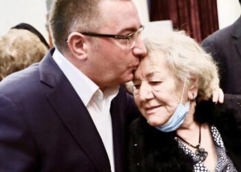 90-vjetori i aktores Tinka Kurti, Luan Rama: Faleminderit për artin, dashurinë, shpirtin dhe mirësinë që na ke falur