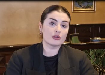 Nënë e bir u helmuan, përfaqësuesja e hotelit në Shkodër: Kamerieri nuk e besoi, e provoi dhe u helmua gjithashtu