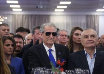 ‘Meta shumë më i rrezikshëm se Berisha’, avokati: Ata që e çuan në Zvicër floririn e vjedhur në Krrabë, nuk jetojnë më