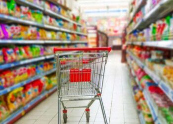 Festat e fundvitit/ Flasin ekspertët: Nuk do të ketë rritje të çmimeve gjatë muajit