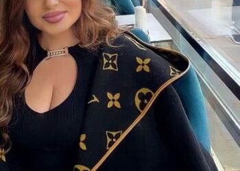 Këngëtarja shqiptare: Kur isha shtatzënë, gjeta atletet e fijet e flokut të një femre tjetër në shtëpi