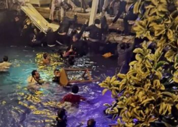VIDEO/ Shembet restoranti te ‘rruga e Shqiptarëve’ në Stamboll, klientët përfundojnë në det