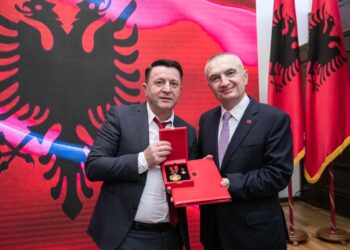 Projektligji/ Hapet rruga për heqjen e dekoratave e titujve të nderit personave që s’e meritojnë, ‘shpëtojnë’ restorantet e “Baftjari” të nderuar nga Meta