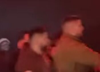 VIDEO / Grushta dhe shkelma në koncertin e Noizyt në Zvicër, këngëtari lë mikrofonin dhe…