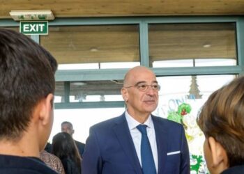 Marrëdhëniet Ankara-Tiranë/ Dendias nga Shqipëria: Greqia nuk e ka problem askënd që bashkëpunon me Turqinë