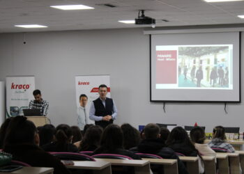 “Kraco” shkon në UBT, Kraja me studentët: Jemi vendi i njerëzve që e duan punën dhe sfidat