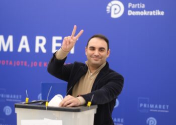 Primaret / Flet Belind Këlliçi: Sot kemi festë! Duhet ç’instaluar regjimi që po na përdhunon prej 10 vitesh