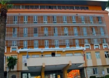 Dorëhiqet drejtoresha e Kadastrës së Durrësit, Risena Xhaja