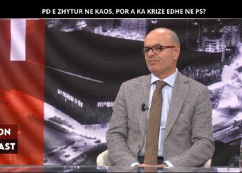 Vangjeli: Nëse Rama s’do shkonte një mëngjes në punë, do shkaktonte kaos njësoj si në PD! Koçi: Në PS, njerëzit…!