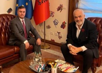 Bendo lirohet nga detyra e kreut të SHISH, Rama e pret në zyrë: Dha dorëheqjen, do jetë këshilltar për reformën në institucionet e sigurisë