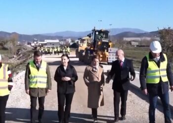 Hekurudha Tiranë-Durrës/ Balluku: Udhëtimi do të zgjasë 22 minuta, në Rinas do shkoni për 12 minuta