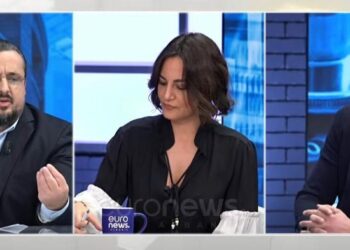 “Ju paska kapur sindroma e…”/ Plas sherri në studio, zv.ministri: Çfarë kërkon ti, je hetuesi. Bëhu më i qetë
