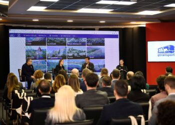 Forumi “eTransport”, Veliaj: Digjitalizimi i shërbimit dhe hapja e dy megaterminaleve do të shënjojnë një epokë të re në Tiranë