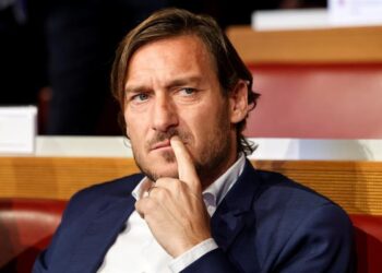 “Totti, fundjava të shpeshta romantike në Shqipëri”, mediat: Ka investuar miliona në pasuri të paluajtshme