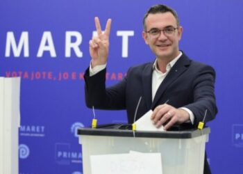 Primaret e PD, Bogdani: Kjo është ditë e rëndësishme për demokracinë në vend, do sjellim ndryshim në gjithë vendin
