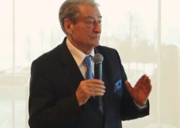 “Të arkivojmë në të shkuarën, monizmin…”/ Berisha në një drekë në Shkodër nxit ndarjen krahinore: Veriu i diskriminuar, pushtuesit e trajtuan më…!