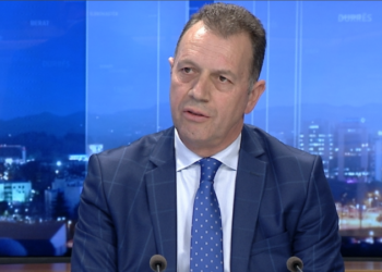 Grushti ndaj Berishës/ Biberaj: Kjo që ka bërë Rama është një turp i madh! Kreu i PD nuk i është përgjigjur me të njejtën monedhë
