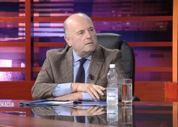 Aksidenti/ Ish-kreu i bashkisë së Himarës, Bollano përplas një 17 vjeçar me makinë në Llogara, shoqërohet në polici