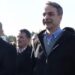 Kryeministri grek Mitsotakis mbërrin me helikopter në Himarë: I lumtur që ndodhem në Shqipëri
