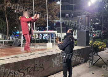 Tentoi të digjte gruan me benzinë dhe më pas veten, vihet në pranga nga policia