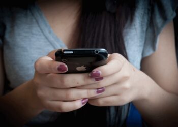 EMRI/ I mori italianit 18 mijë euro duke u hequr si vajzë në Facebook, arrestohet shqiptari