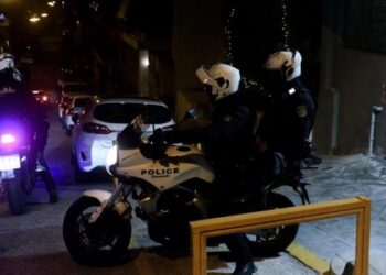 Banesa grabitet në mes të natës: Autorët lidhin çiftin e të moshuarve dhe marrin 8 mijë euro