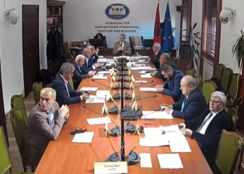 ‘Qukës-Qafa e Plloçës’/ Debate në komision për huanë shtesë, Bushati: 13 vite që ka nisur! Qeveria: Përfundon në 2025