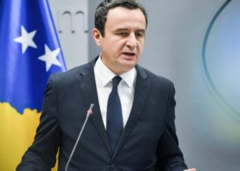 Tensionet/ Dita e 15-të e barrikadave në veri të Kosovës, Kurti paralajmëron takim me komandantin e KFOR-it