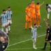 Arbitroi ndeshjen Argjentinë-Holandë, gjyqtari Lahoz dënohet nga FIFA