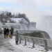 FOTO/ Ujëvara e Niagarës, stuhia në SHBA i kthen ujërat ikonike në spektakël dimëror