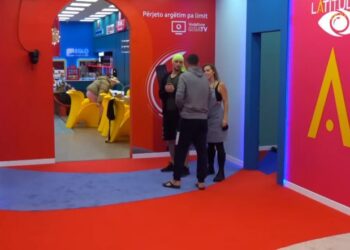 Big Brother/ Banorët: Luizi është bërë kllouni personal i Kiarës