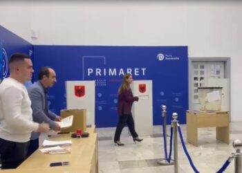 Me vetëm dy vota diferencë, shpallet fituesi në primaret e PD për Bashkinë e Pogradecit