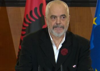 Flota me dronët ‘Bayraktar’, Rama: Kompania do trajnojë 30 persona, qendra e kontrollit do jetë objekt i teknologjisë më të lartë në bazën e Kuçovës