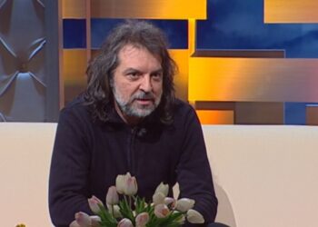 Propozimi i pazakontë me letër çamçakëzi, Redon Makashi rrëfehet si asnjëherë më parë