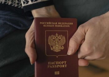 300 mijë ukrainas janë pajisur me pasaporta ruse prej nisjes së luftës, shumica nga rajonet e aneksuara